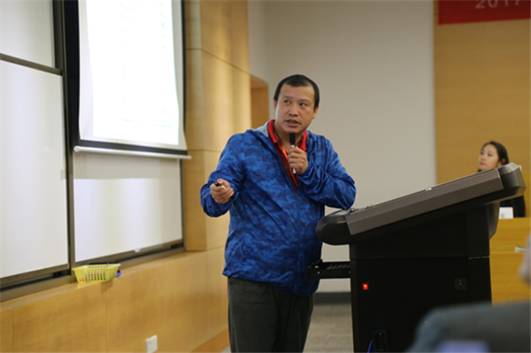 未来各省汉族人口比例_加拿大各省人口密度图